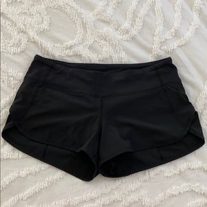 Lululemon Speed Up Shorts 2.5”